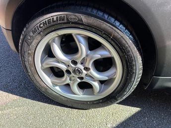 MINI Hatch 1.6 Cooper Steptronic Euro 5 3dr