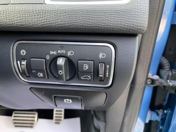 Volvo XC60 2.0 D4 R-Design Nav Geartronic Euro 6 (s/s) 5dr