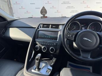Jaguar E-PACE 2.0 D180 SE Auto AWD Euro 6 (s/s) 5dr
