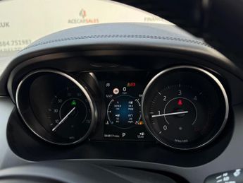Jaguar E-PACE 2.0 D180 SE Auto AWD Euro 6 (s/s) 5dr