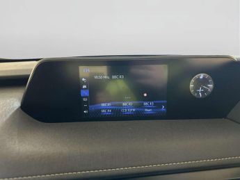 Lexus UX 300e 54.3kWh SUV 5dr Electric Auto (204 ps)