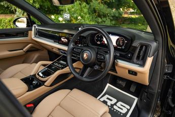 Porsche Cayenne 3.0 V6 E-Hybrid 25.9kWh TiptronicS 4WD Euro 6 (s/s) 5dr