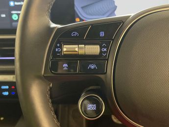 Hyundai IONIQ 6 77.4kWh Ultimate Saloon 4dr Electric Auto AWD (325 ps)