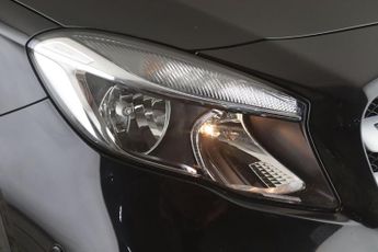 Mercedes-Benz GLA 1.6 GLA200 AMG Line (Executive) 7G-DCT Euro 6 (s/s) 5dr