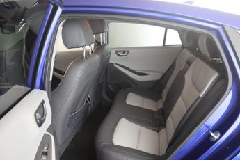 Hyundai IONIQ 38.3kWh Premium SE Auto 5dr