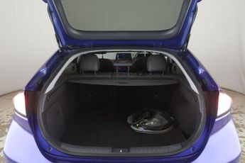 Hyundai IONIQ 38.3kWh Premium SE Auto 5dr