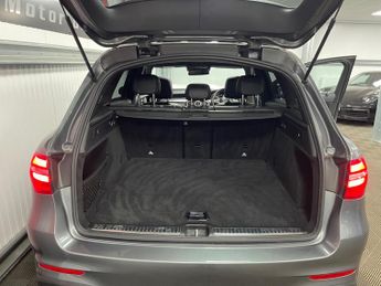 Mercedes-Benz GLC 3.0 GLC350d V6 AMG Line (Premium Plus) G-Tronic 4MATIC Euro 6 (s