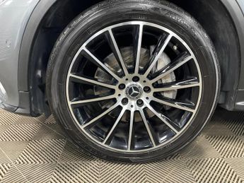 Mercedes-Benz GLC 3.0 GLC350d V6 AMG Line (Premium Plus) G-Tronic 4MATIC Euro 6 (s