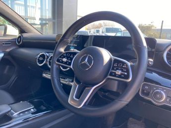 Mercedes-Benz A Class 2.0 A200d Sport 8G-DCT Euro 6 (s/s) 5dr