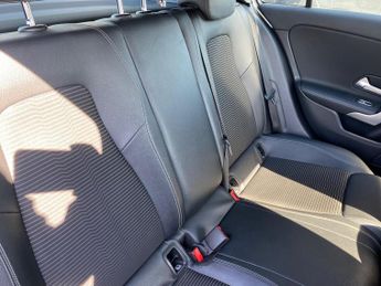 Mercedes-Benz A Class 2.0 A200d Sport 8G-DCT Euro 6 (s/s) 5dr