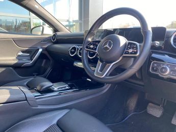 Mercedes-Benz A Class 2.0 A200d Sport 8G-DCT Euro 6 (s/s) 5dr