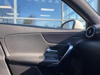 Mercedes-Benz A Class 2.0 A200d Sport 8G-DCT Euro 6 (s/s) 5dr