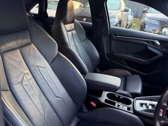 Audi A3 1.5 TFSI 35 S line S Tronic Euro 6 (s/s) 4dr