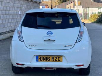Nissan Leaf 30kWh Acenta Auto 5dr
