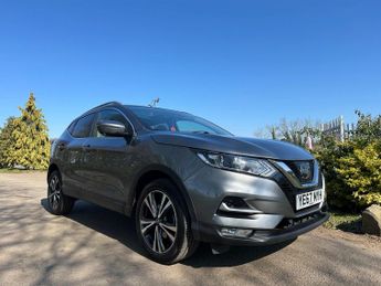 Nissan Qashqai 1.5 dCi N-Connecta Euro 6 (s/s) 5dr
