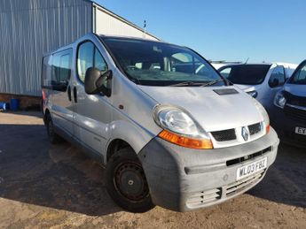 Renault Trafic 1.9 TD dCi SL29 4dr