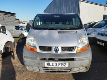 Renault Trafic 1.9 TD dCi SL29 4dr