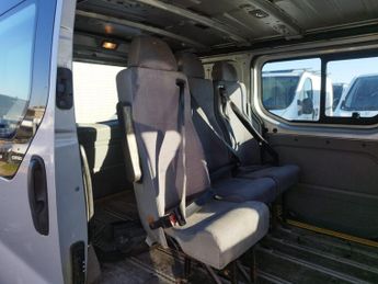 Renault Trafic 1.9 TD dCi SL29 4dr