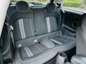 MINI Cooper 2.0 John Cooper Works Steptronic Euro 6 (s/s) 3dr