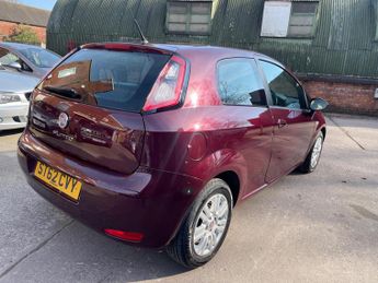 Fiat Punto 1.2 Easy Manual Euro 5 3dr