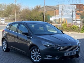 Ford Focus 1.6 Titanium Powershift Euro 6 5dr