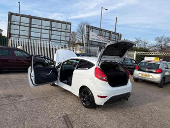 Ford Fiesta 1.6 TD Zetec S 3dr
