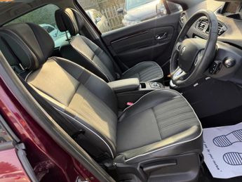 Renault Grand Scenic 1.6 dCi Dynamique TomTom Euro 5 (s/s) 5dr