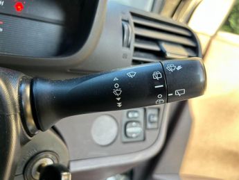 Toyota iQ 1.0 VVT-i Multidrive Euro 4 3dr