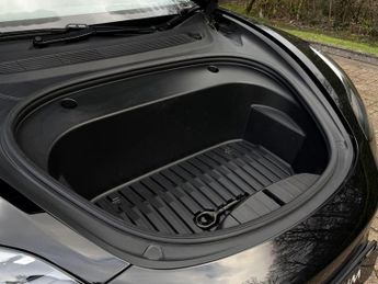 Tesla Model 3 (Dual Motor) Long Range Auto 4WDE 4dr