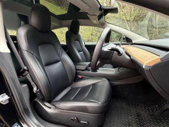 Tesla Model 3 (Dual Motor) Long Range Auto 4WDE 4dr