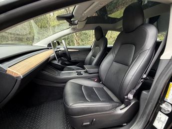 Tesla Model 3 (Dual Motor) Long Range Auto 4WDE 4dr