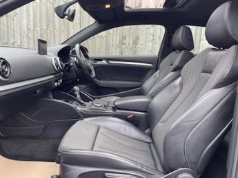 Audi A3 2.0 TDI S line S Tronic Euro 5 (s/s) 3dr