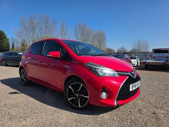 Toyota Yaris 1.5 VVT-h Design E-CVT Euro 6 5dr (Safety Sense)