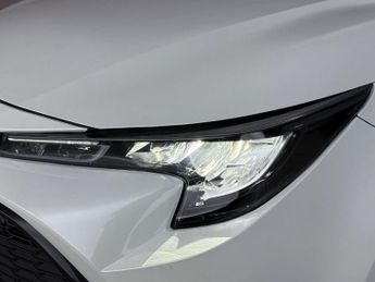 Toyota Corolla 1.8 VVT-h Design CVT Euro 6 (s/s) 5dr