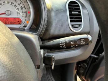 Vauxhall Agila 1.0 ecoFLEX 12V S Euro 5 5dr