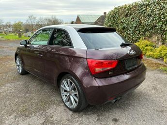 Audi A1 1.4 TFSI Sport S Tronic Euro 5 (s/s) 3dr