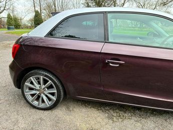 Audi A1 1.4 TFSI Sport S Tronic Euro 5 (s/s) 3dr