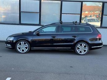 Volkswagen Passat 2.0 TDI BlueMotion Tech Executive Style DSG Euro 5 (s/s) 5dr