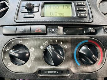 Toyota Yaris 1.3 VVT-i T Spirit 5dr