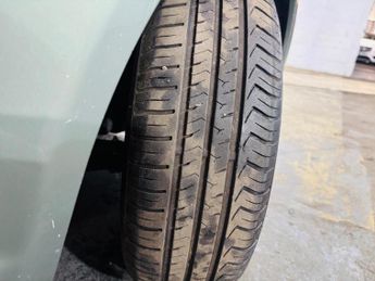 Toyota Yaris 1.3 VVT-i T Spirit 5dr