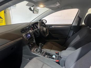 Volkswagen Golf 1.2 TSI BlueMotion Tech S Euro 5 (s/s) 5dr