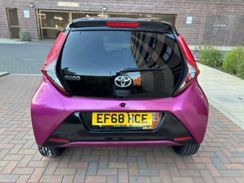 Toyota AYGO 1.0 VVT-i x-cite x-shift Euro 6 5dr