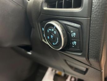 Ford Focus 2.0 TDCi Titanium Powershift Euro 6 (s/s) 5dr