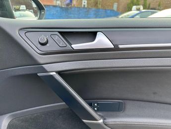 Volkswagen Golf 2.0 TSI BlueMotion Tech R DSG 4Motion Euro 6 (s/s) 3dr