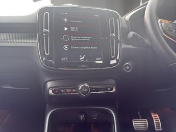 Volvo XC40 1.5h T4 Recharge 10.7kWh R-Design Auto Euro 6 (s/s) 5dr