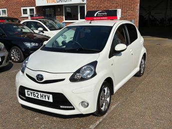 Toyota AYGO 1.0 VVT-i Fire Euro 5 5dr