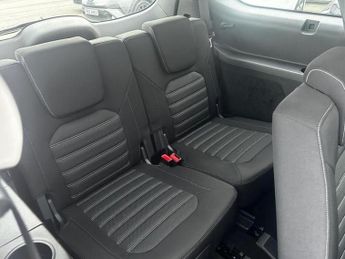 Ford Galaxy 2.5h Duratec Titanium MPV 5dr Petrol Hybrid CVT Euro 6 (s/s) (19