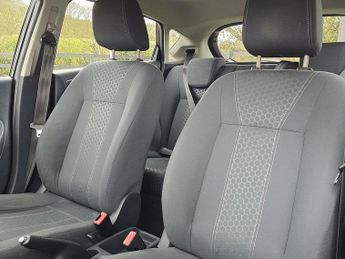 Ford Fiesta 1.4 Zetec Hatchback 5dr Petrol Manual (133 g/km, 94 bhp)