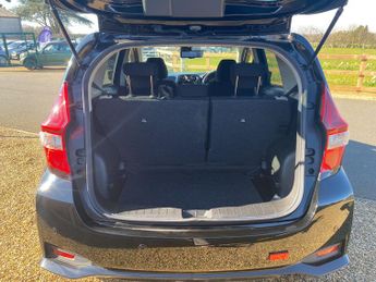 Nissan Note 1.2 DIG-S Acenta Premium Hatchback 5dr Petrol XTRON Euro 6 (s/s)