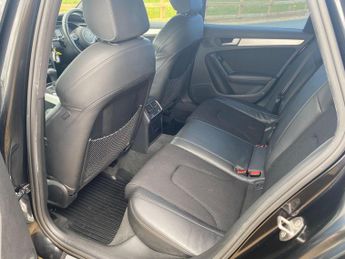 Audi A4 Avant 2.0 TFSI S line S Tronic quattro Euro 6 (s/s) 5dr